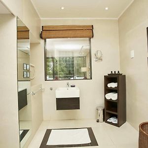 Deluxe Double Room Lake View